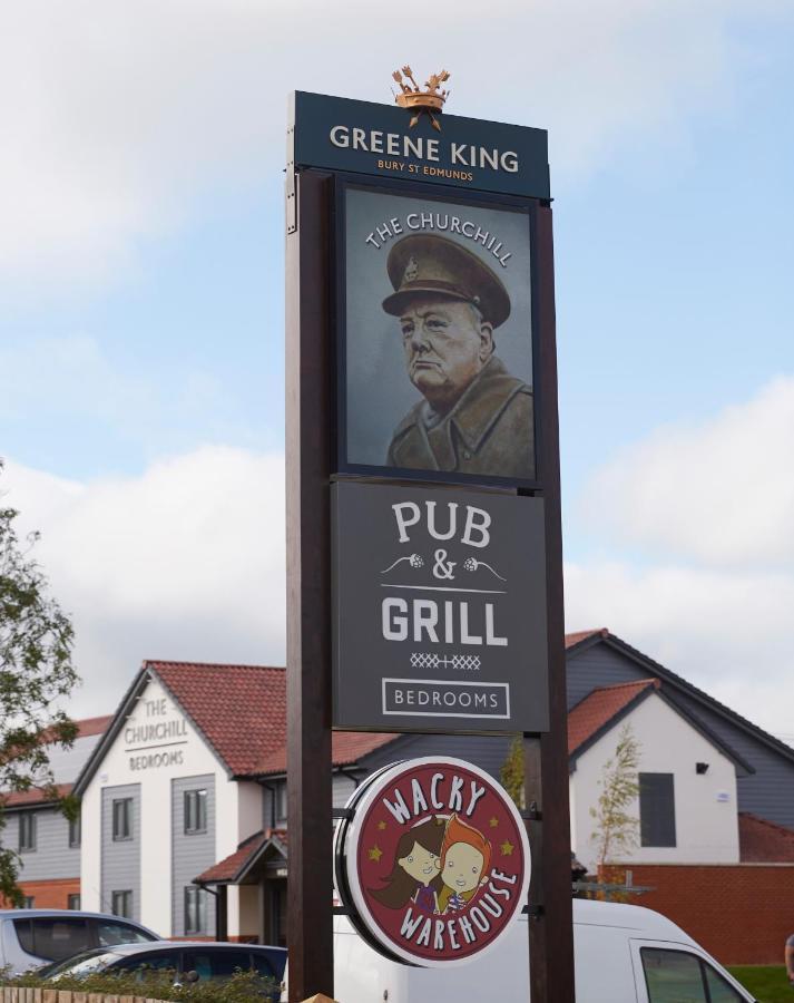The Churchill By Greene King Inns Royal Wootton Bassett Eksteriør bilde