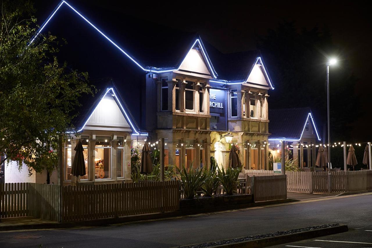 The Churchill By Greene King Inns Royal Wootton Bassett Eksteriør bilde